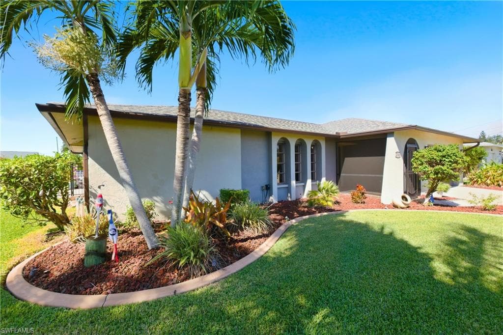 2916 SE 11th AVE CAPE CORAL, FL 33904