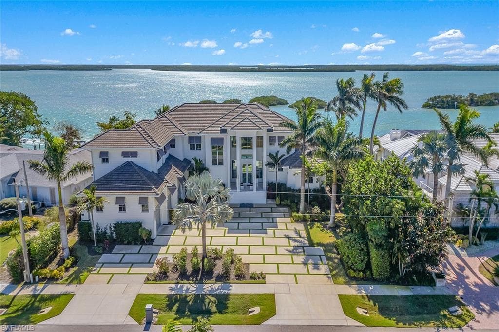 1829 Inlet DR MARCO ISLAND, FL 34145