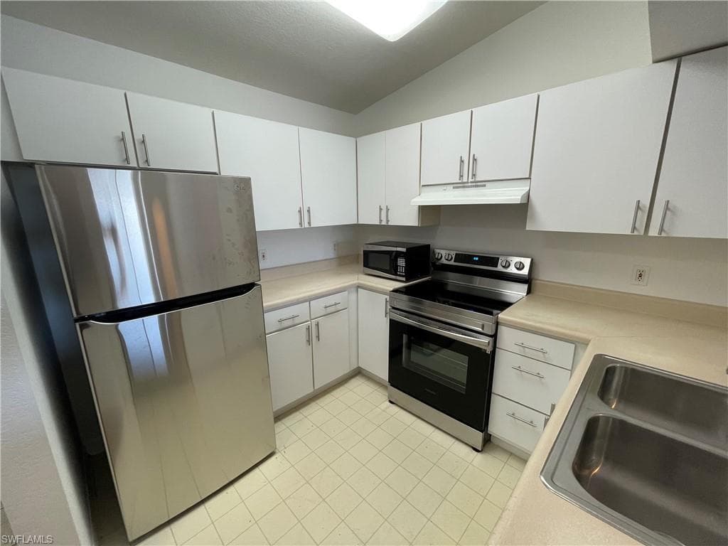 8234 Key Royal CIR 533 NAPLES, FL 34119