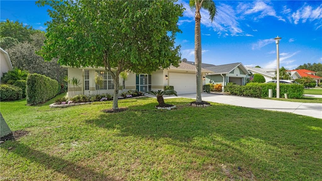 748 Belville BLVD NAPLES, FL 34104