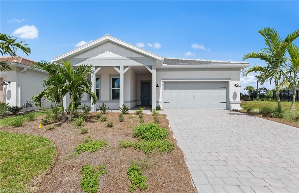 12611 Quartz DR ALVA, FL 33920