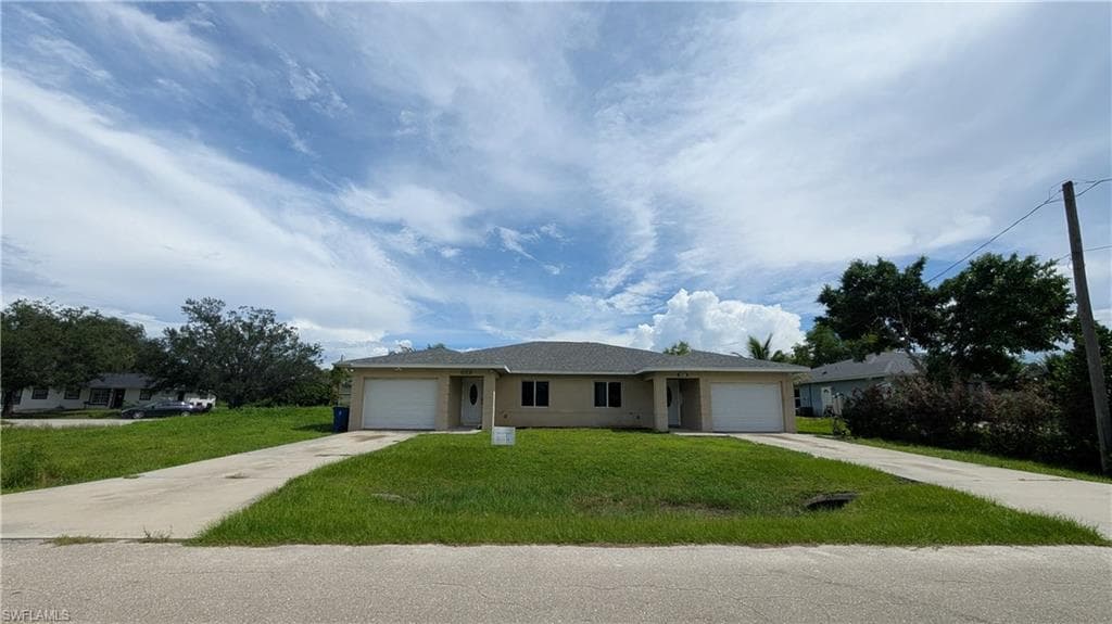 2403 Mae AVE S LEHIGH ACRES, FL 33973