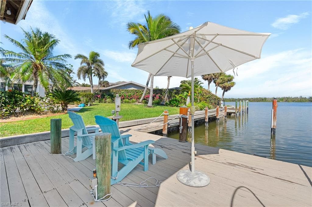 490 Randy LN FORT MYERS BEACH, FL 33931