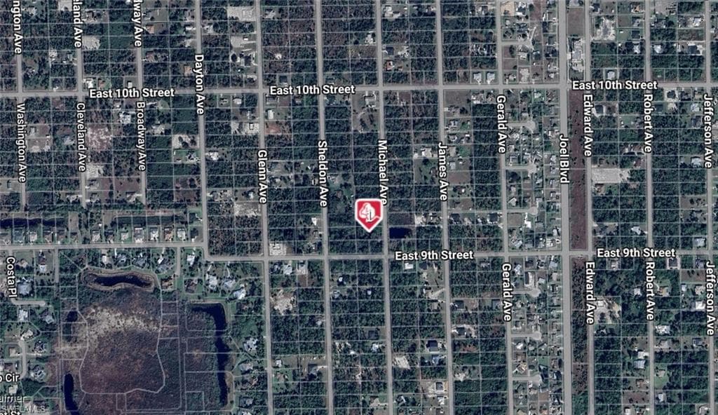 903 Michael AVE LEHIGH ACRES, FL 33936