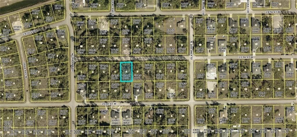 2761 27th ST W LEHIGH ACRES, FL 33971