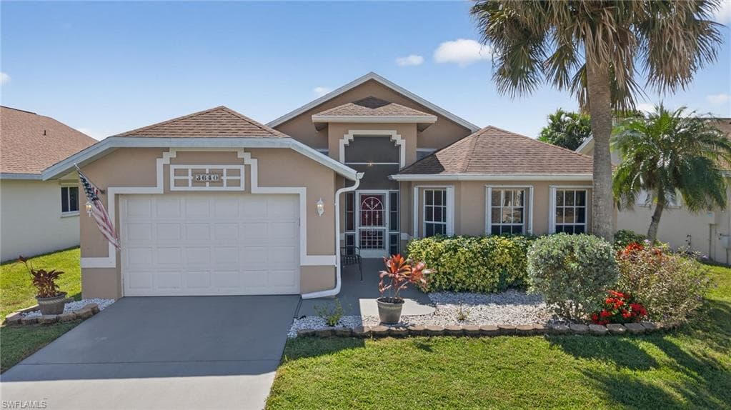 3640 Gloxinia DR NORTH FORT MYERS, FL 33917