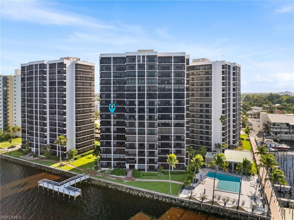 1910 Virginia AVE 803 FORT MYERS, FL 33901