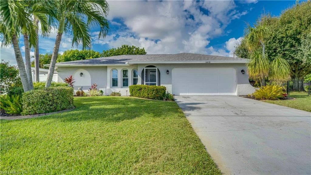 1412 SE 17th PL CAPE CORAL, FL 33990