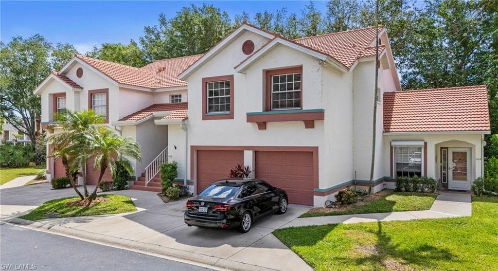 505 Windsor SQ 6-202 NAPLES, FL 34104