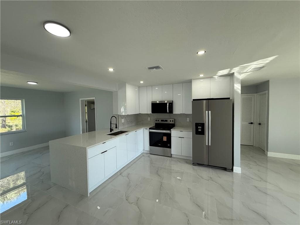 14144 Caribbean BLVD FORT MYERS, FL 33905