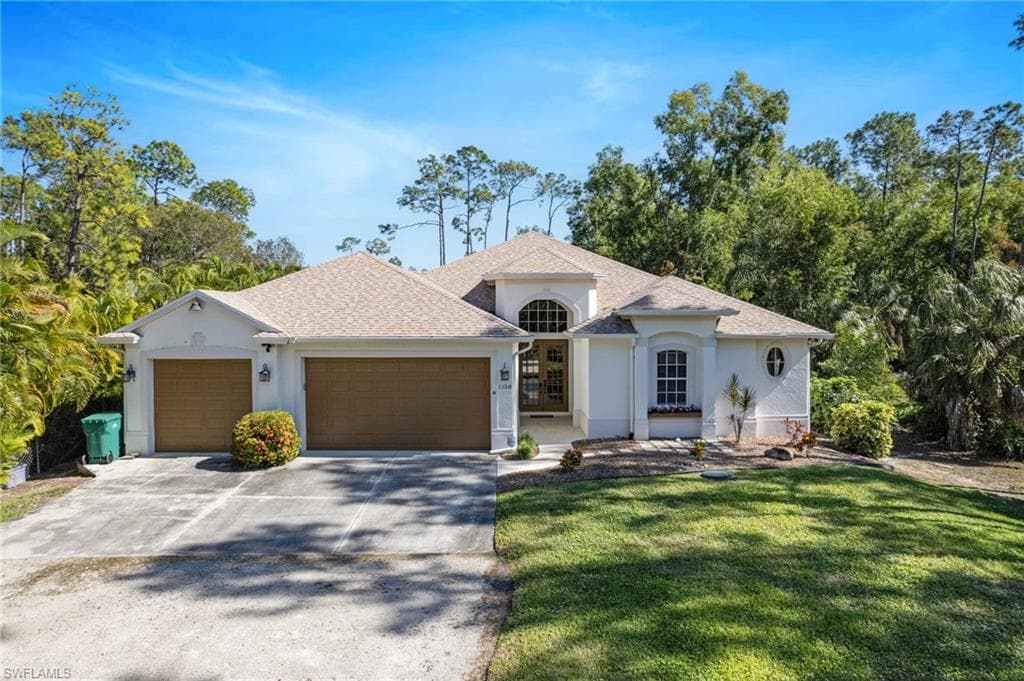1158 Oakes BLVD NAPLES, FL 34119