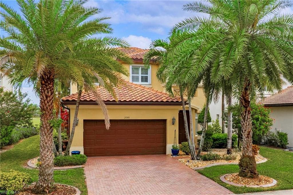 2088 Par DR NAPLES, FL 34120
