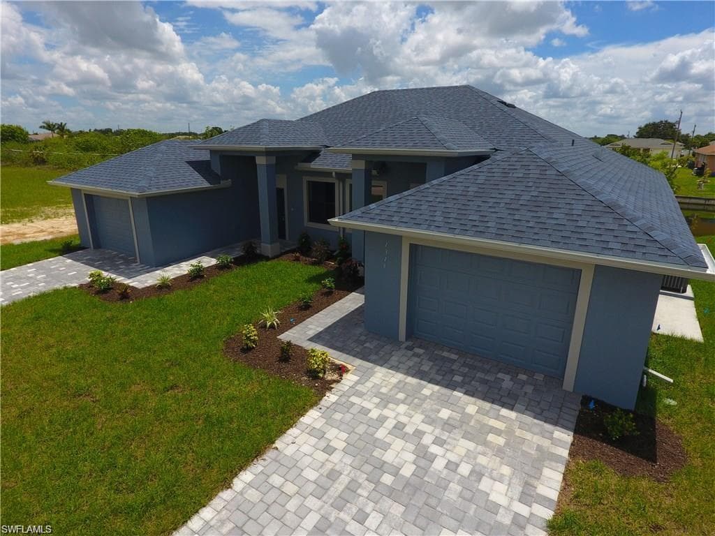 1313 NE 8th PL CAPE CORAL, FL 33909