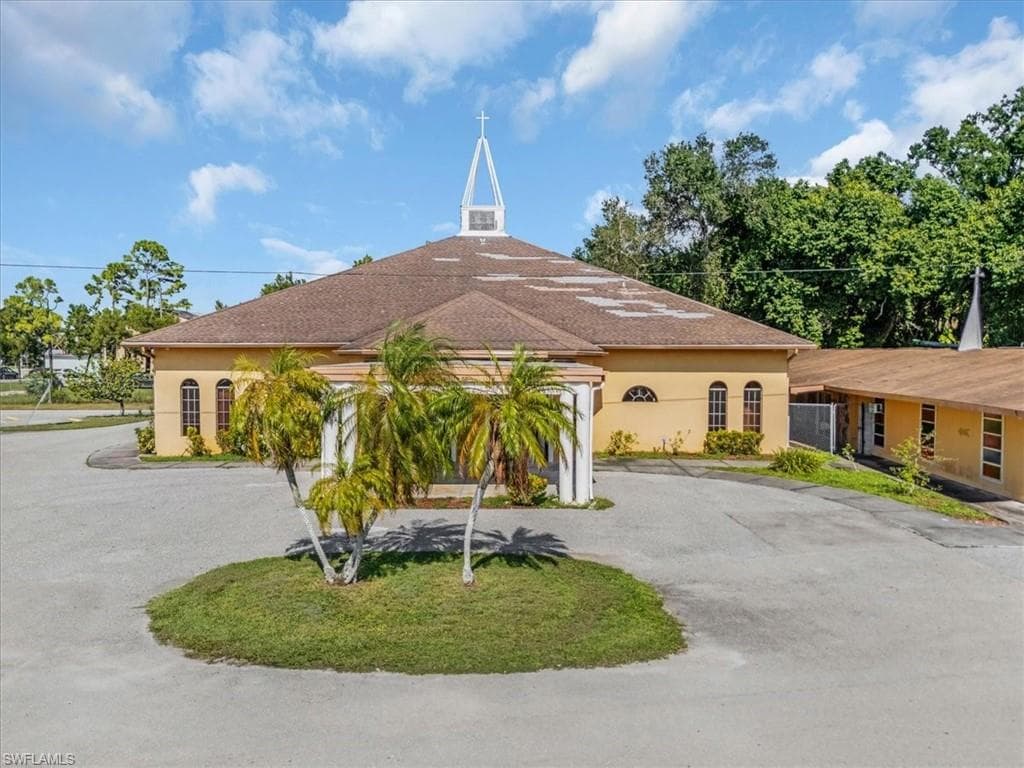 4630 Palm Beach BLVD FORT MYERS, FL 33905