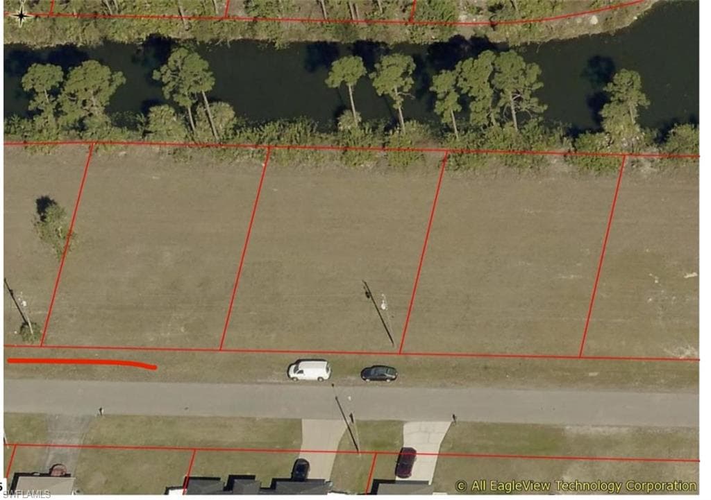 2309 NE 33rd TER CAPE CORAL, FL 33909