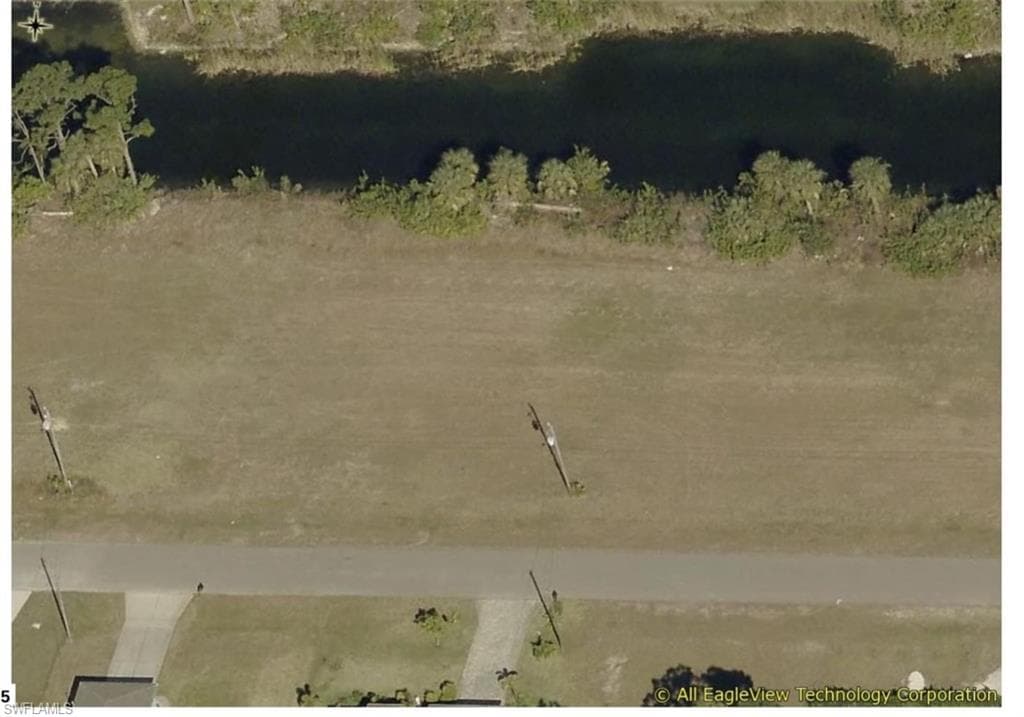 1717 NE 33rd TER CAPE CORAL, FL 33909