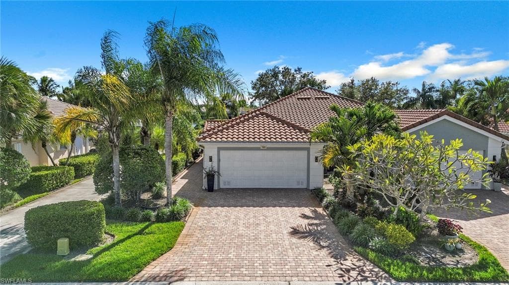 7689 Novara CT NAPLES, FL 34114