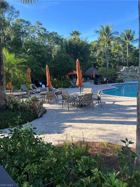 9081 Albion LN S 6510 NAPLES, FL 34113