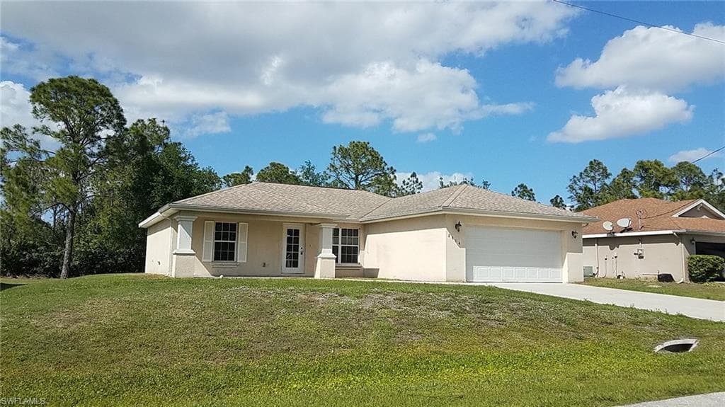 2914 48th ST W LEHIGH ACRES, FL 33971