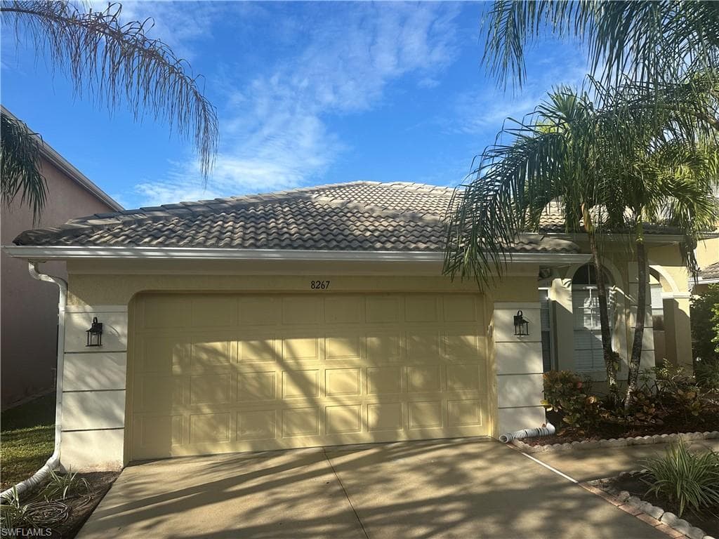 8267 Laurel Lakes WAY NAPLES, FL 34119