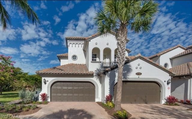 3765 Montreux LN 1-101 NAPLES, FL 34114