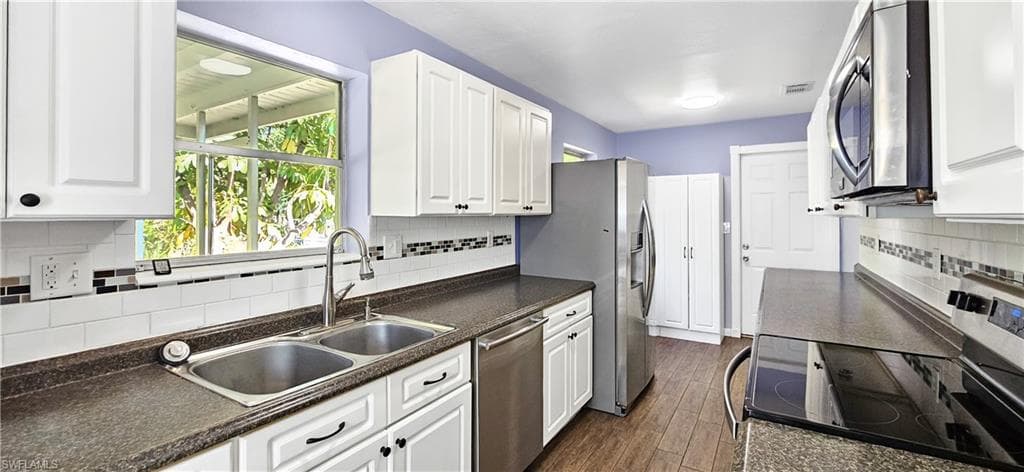 13 Broadway CIR FORT MYERS, FL 33901