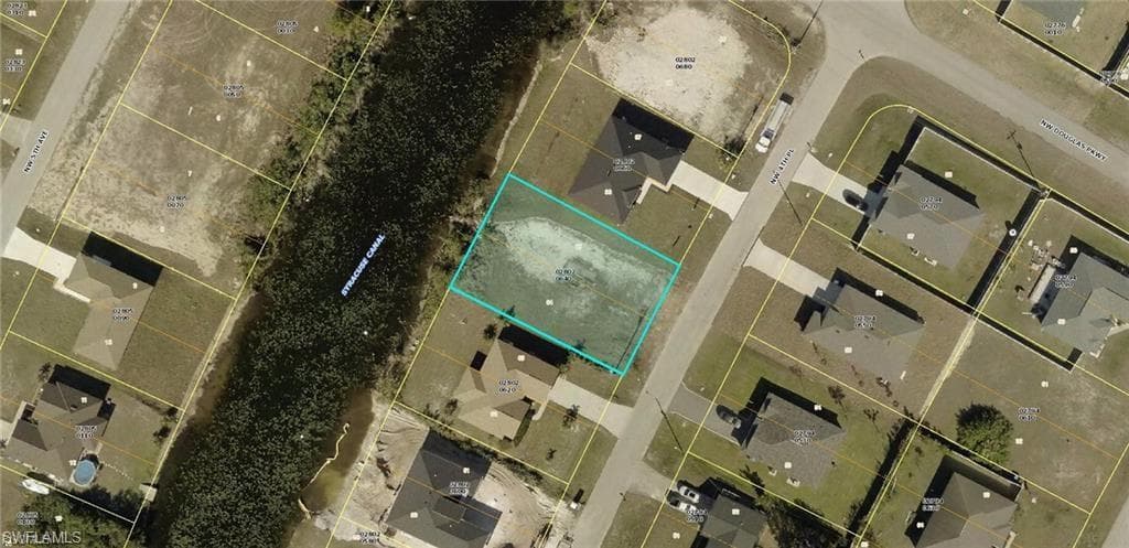 2832 NW 4th PL CAPE CORAL, FL 33993