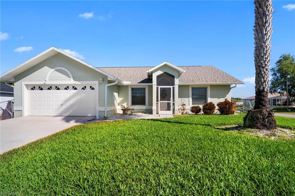 641 9th AVE CAPE CORAL, FL 33991