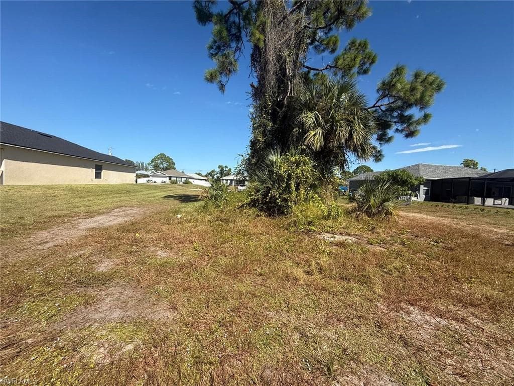1516 NE 36th ST CAPE CORAL, FL 33909
