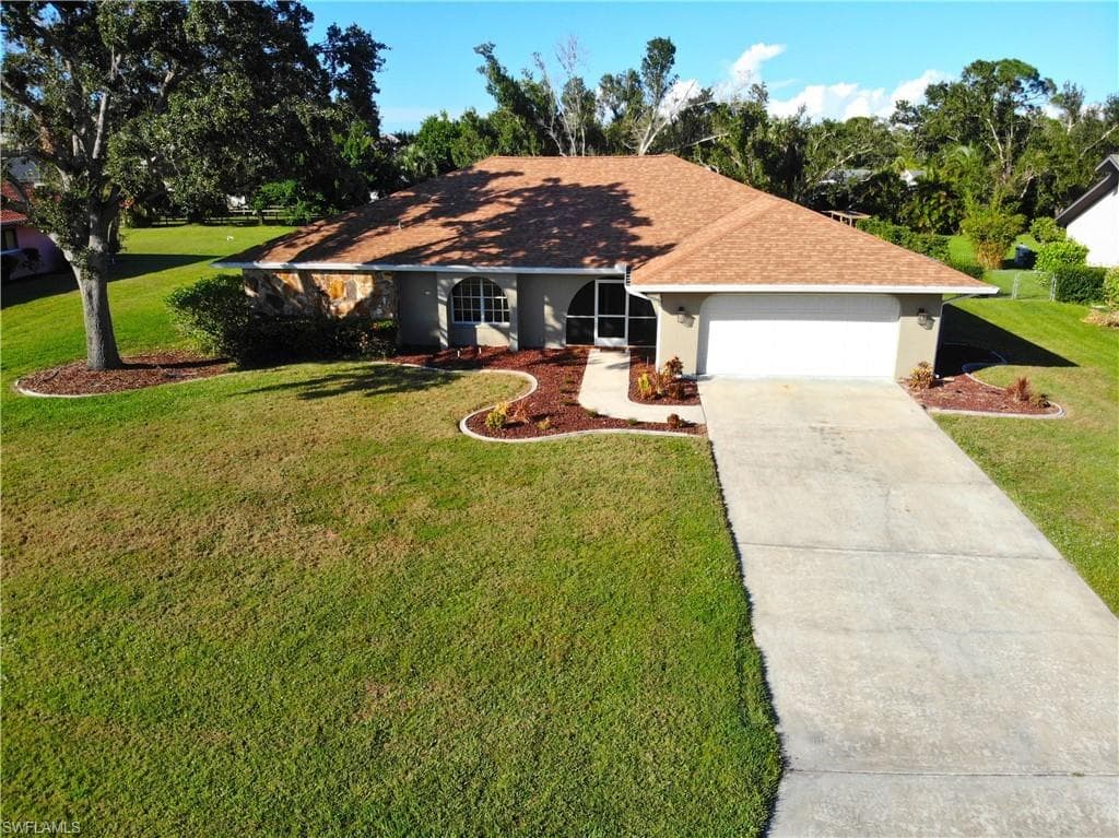 3879 Hidden Acres CIR S NORTH FORT MYERS, FL 33903