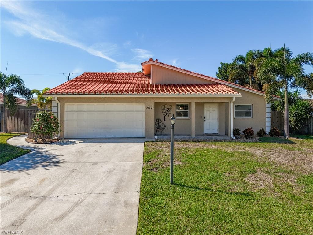 27391 Pelican Ridge CIR BONITA SPRINGS, FL 34135