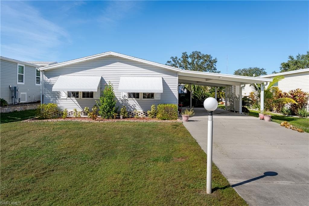 255 Riverwood RD NAPLES, FL 34114