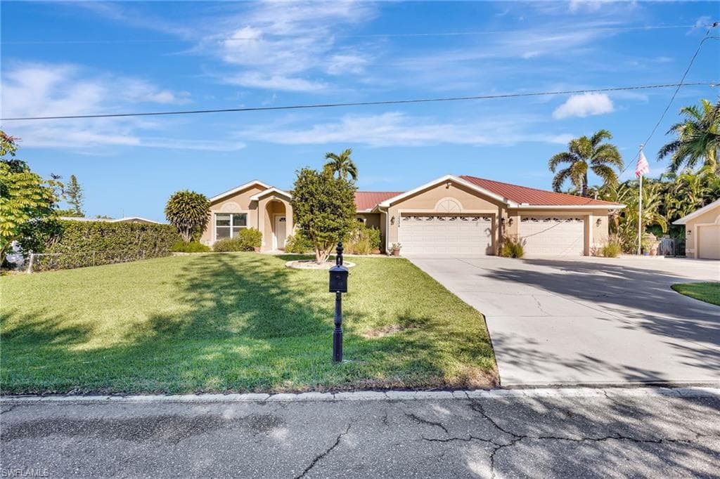 13334 Caribbean BLVD FORT MYERS, FL 33905