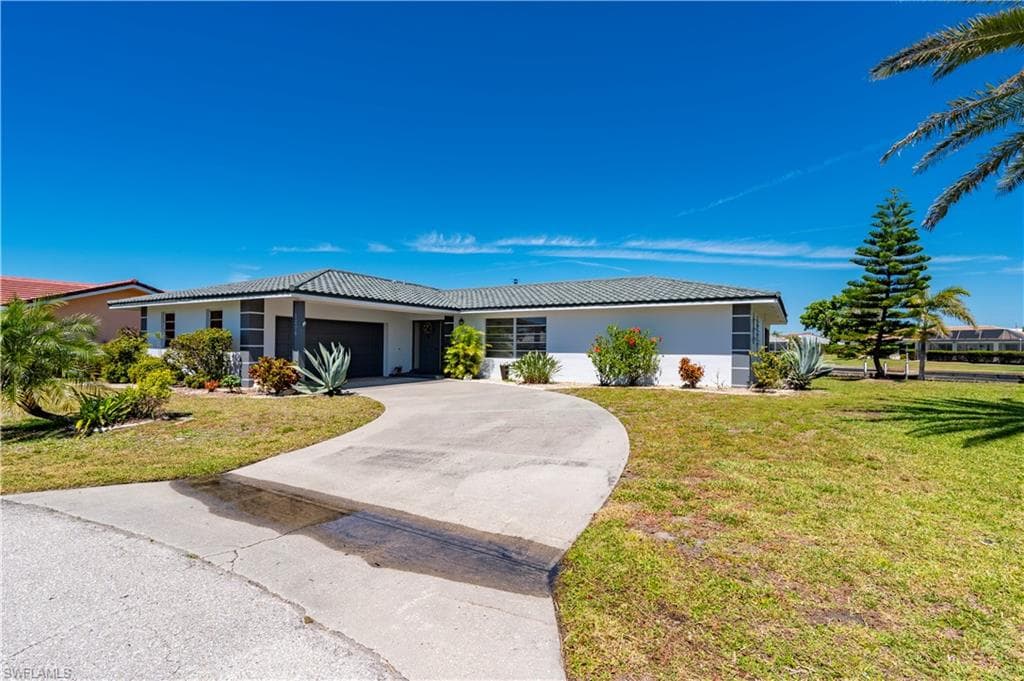 1206 Winward CT PUNTA GORDA, FL 33950