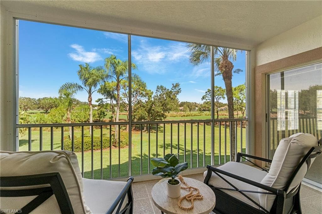 6025 Chardonnay LN 202 NAPLES, FL 34119
