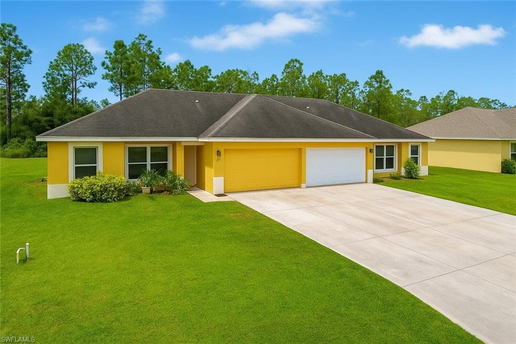 351 Justice AVE LEHIGH ACRES, FL 33972