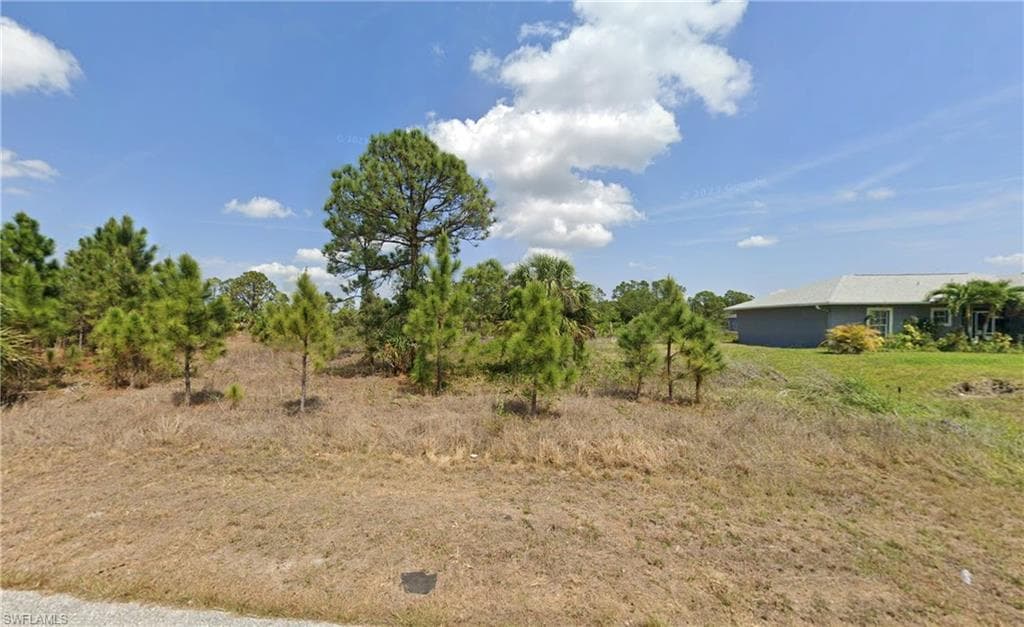 1135 Garibaldi ST E LEHIGH ACRES, FL 33974