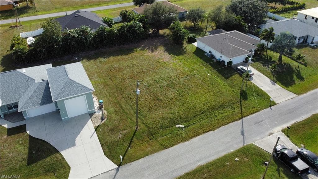 2226 NE 15th TER CAPE CORAL, FL 33909