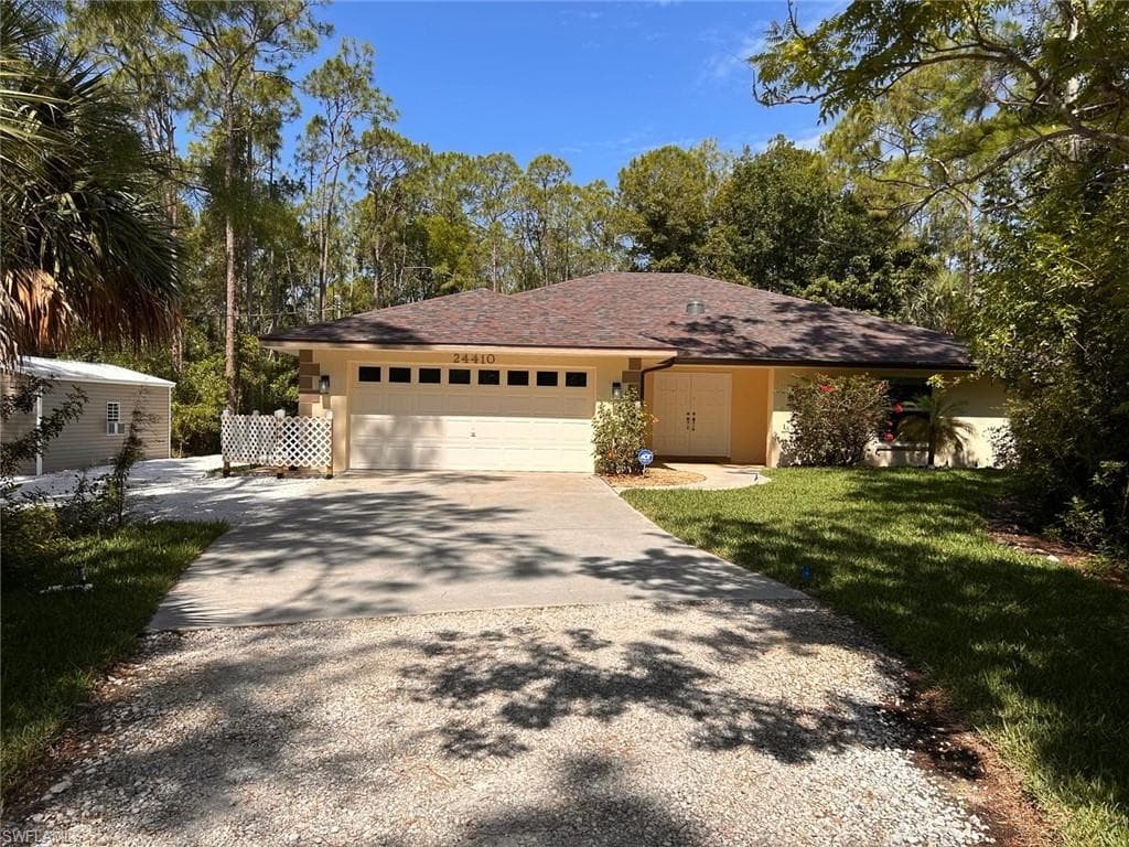 24410 Mountain View DR BONITA SPRINGS, FL 34135