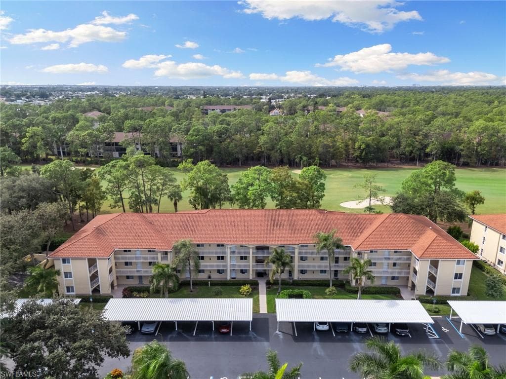 3685 AMBERLY CIR D203 NAPLES, FL 34112