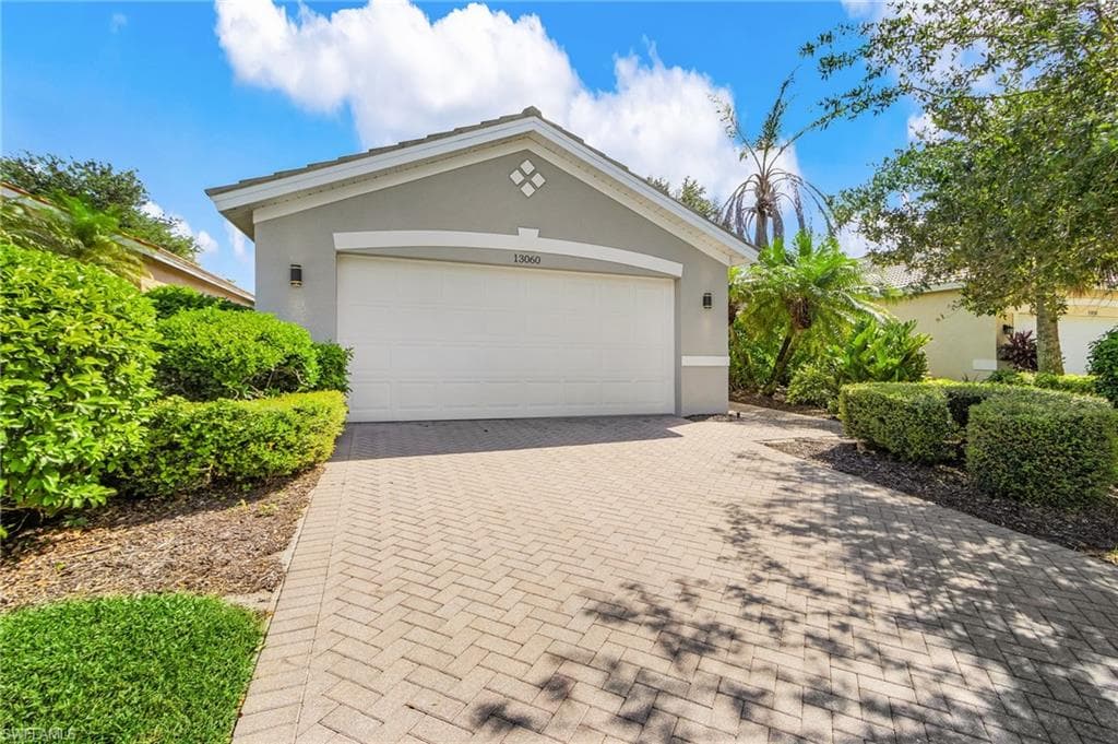 13060 Sail Away ST NORTH FORT MYERS, FL 33903