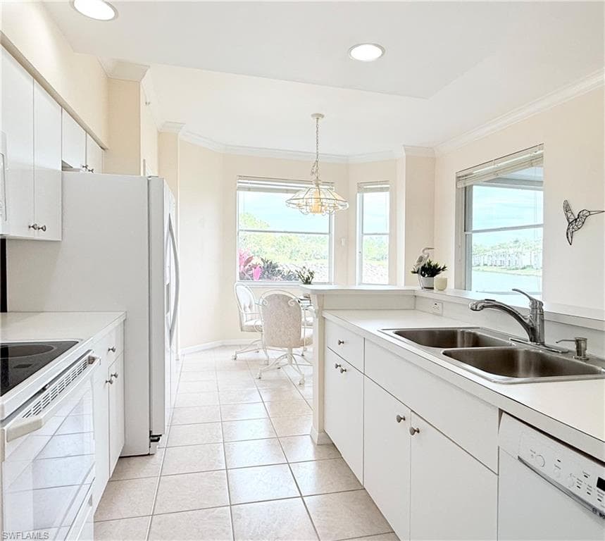 8555 Naples Heritage DR 217 NAPLES, FL 34112