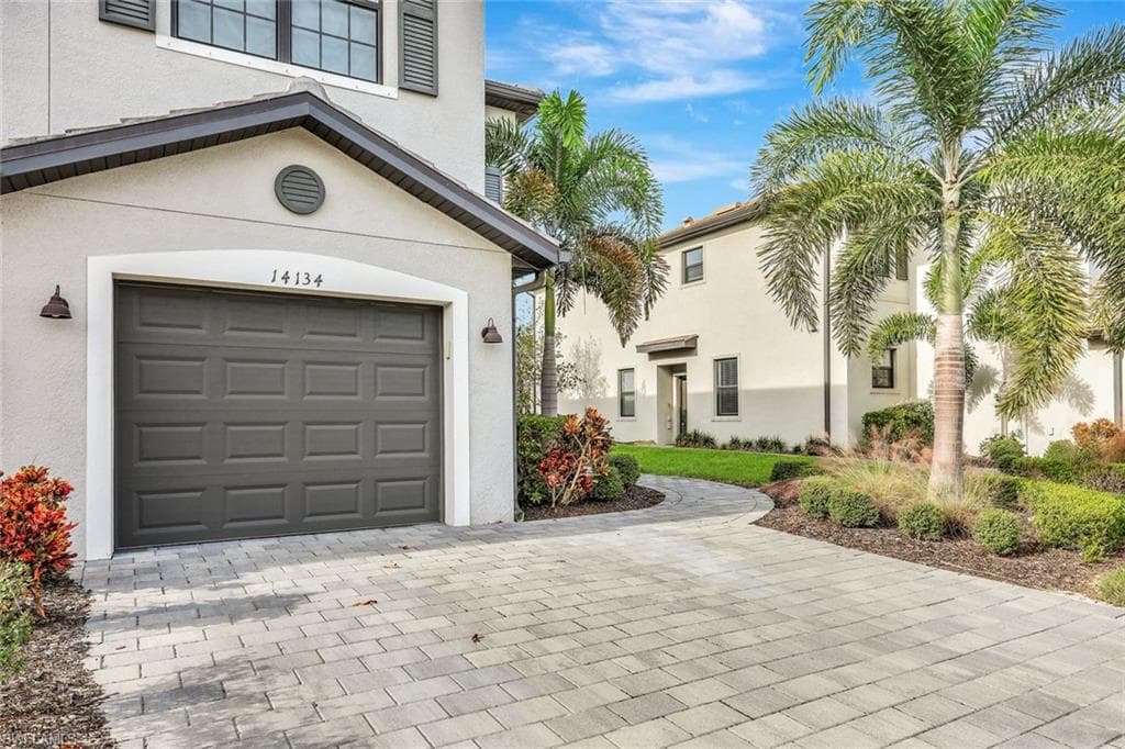 14134 Pine Lodge LN FORT MYERS, FL 33913