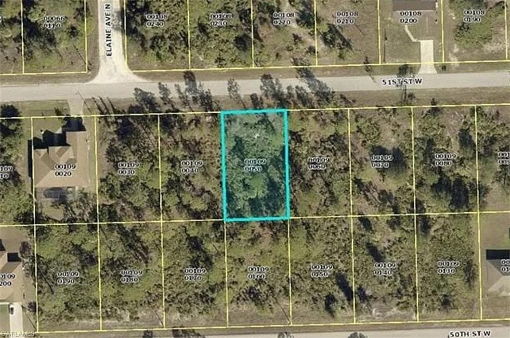 2611 51st ST W LEHIGH ACRES, FL 33971