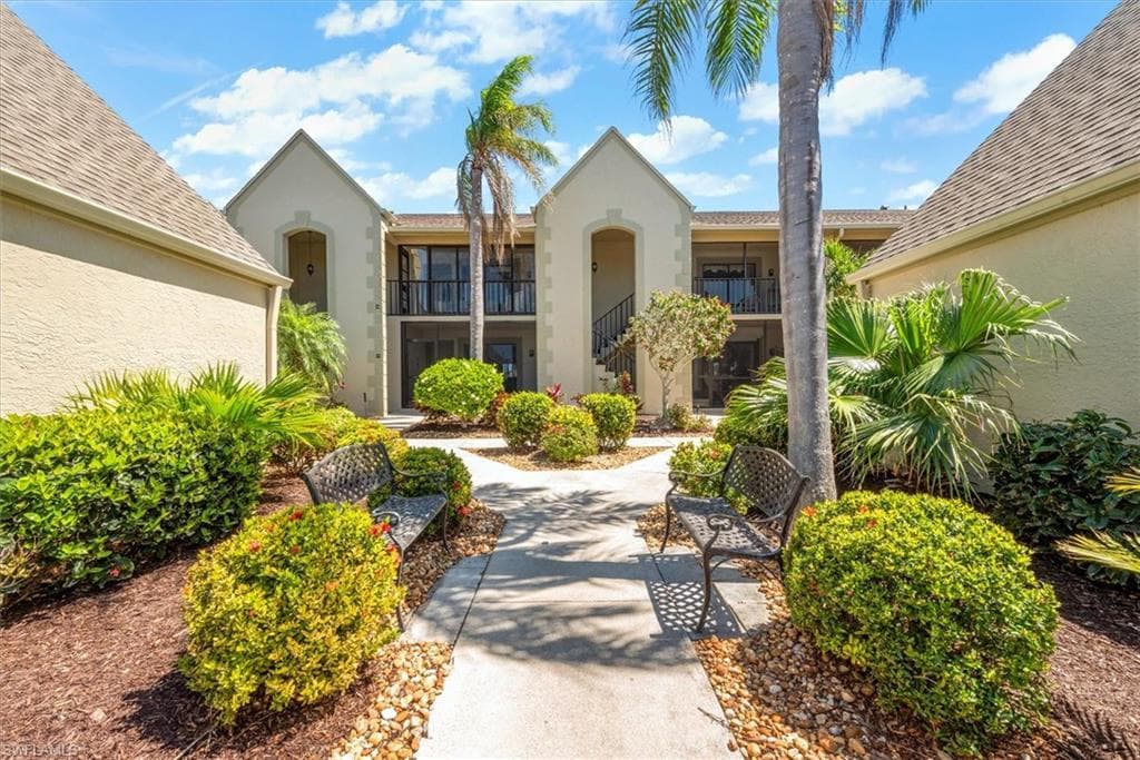 12541 Kelly Sands WAY 15 FORT MYERS, FL 33908