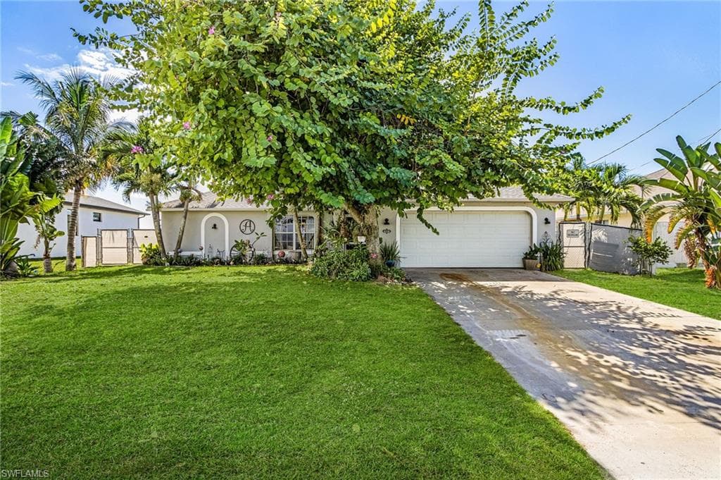 4230 NW 33rd ST CAPE CORAL, FL 33993