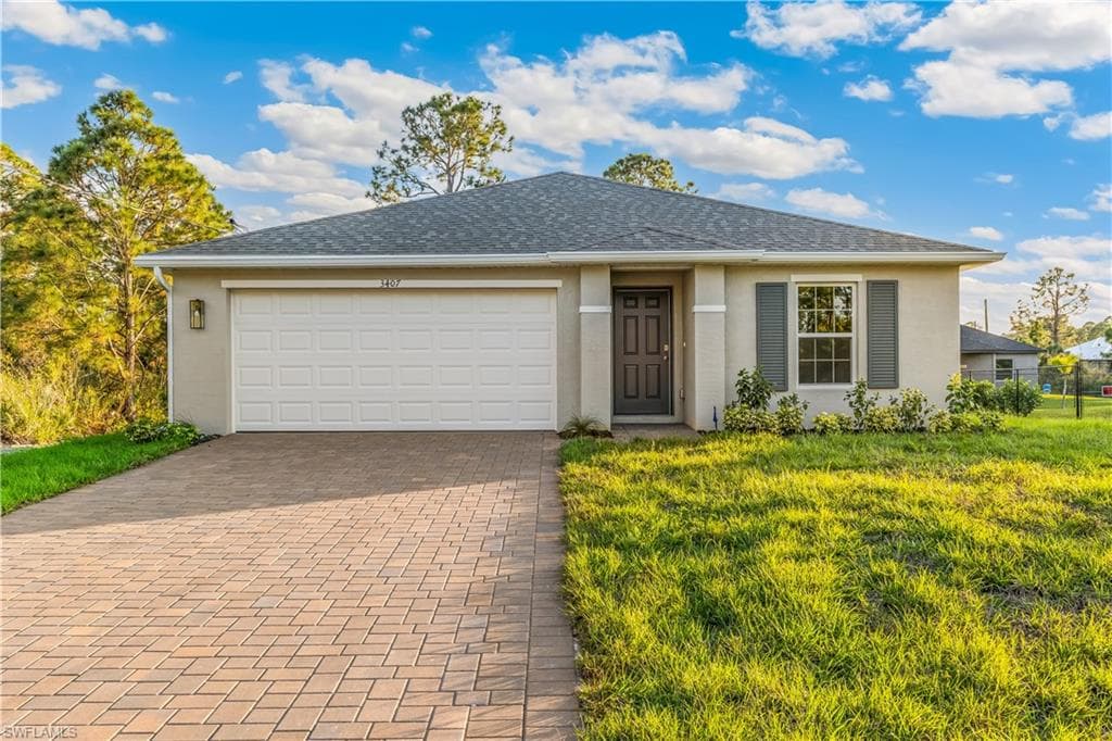 3407 70th ST W LEHIGH ACRES, FL 33971