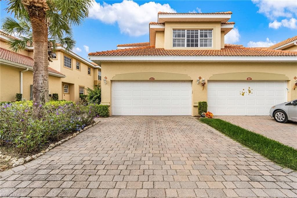 5680 Chelsey LN 201 FORT MYERS, FL 33912