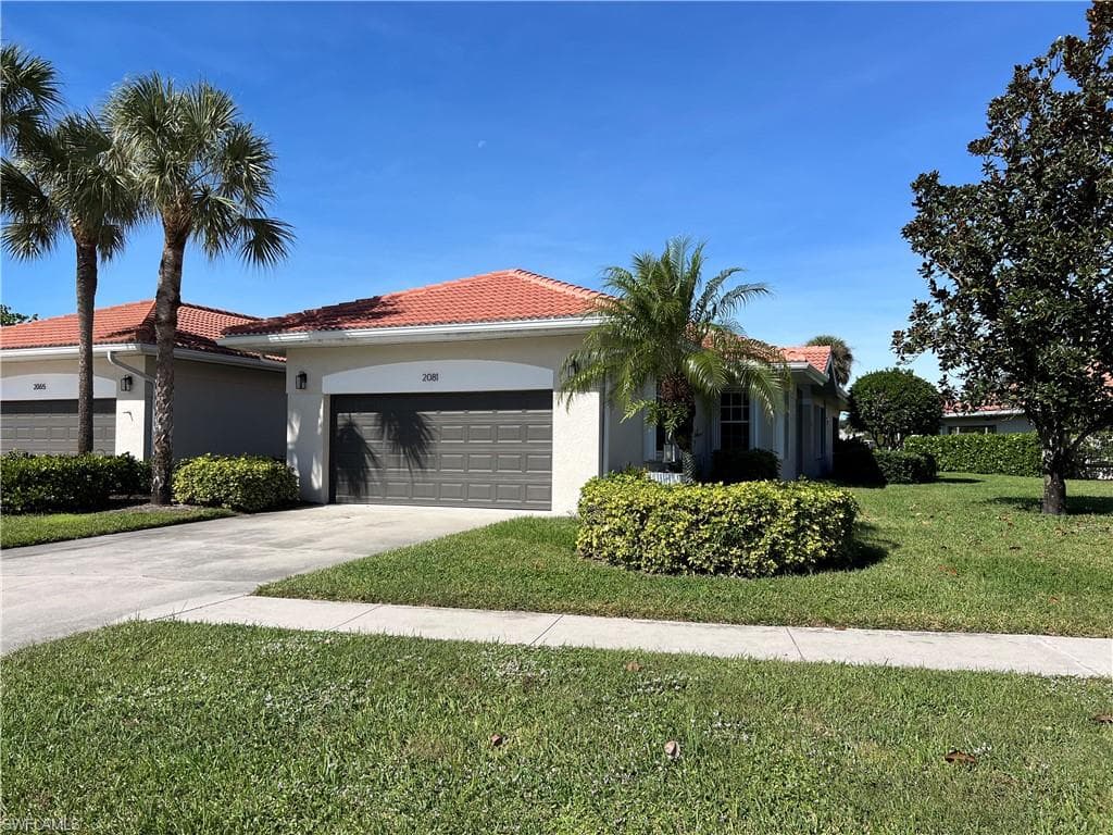 2081 Crestview WAY A7 NAPLES, FL 34119