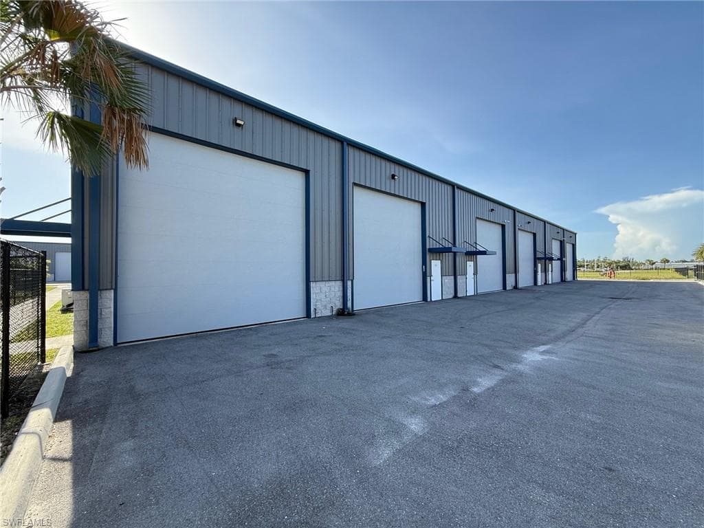 16710 Cave CV 102 FORT MYERS, FL 33913